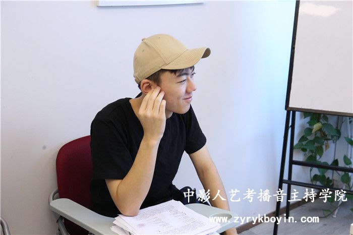 文藝作品演播