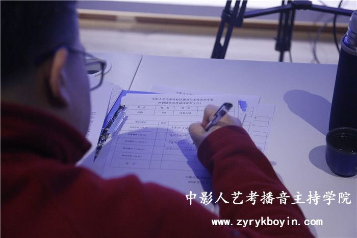 新聞評(píng)論寫法