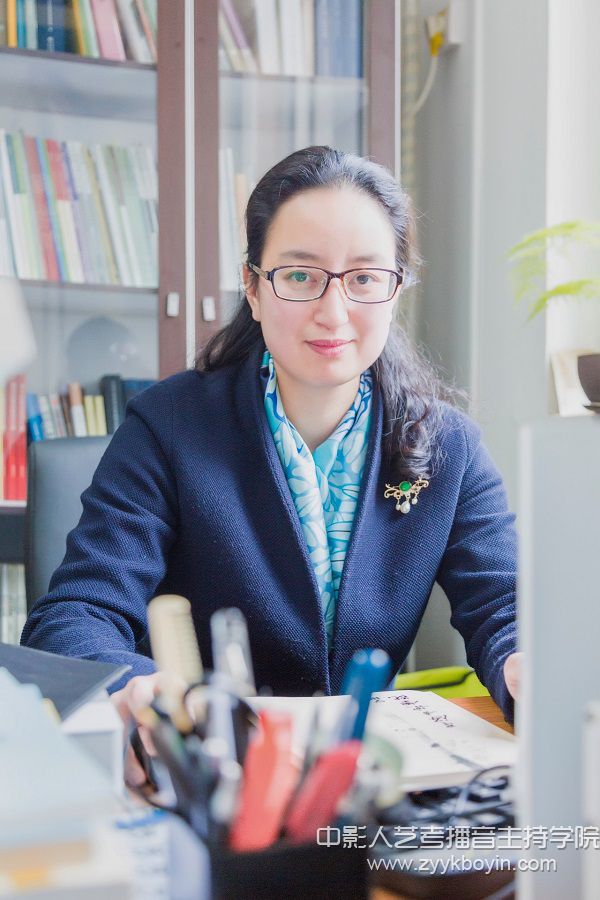 陳潔副教授.jpg