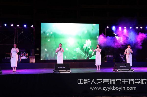 演出現場2.jpg