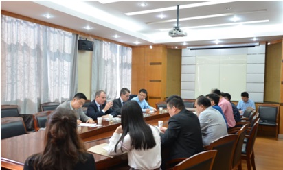 澳大利亞迪肯大學代表團訪問武漢大學.jpg