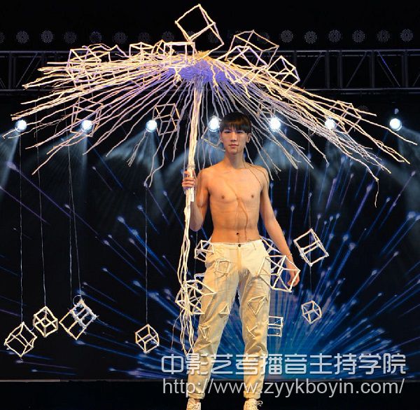 第二十九屆金秋藝術節服飾大賽2.jpg