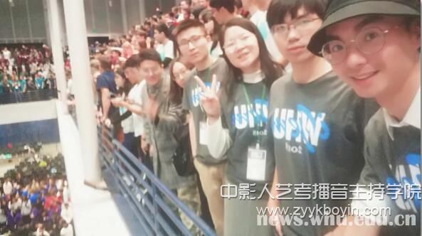 武漢大學生命科學學院劉明同學組成的WHU-China隊