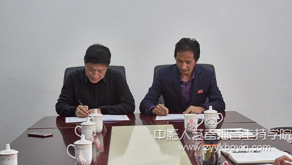 簽訂合作協議書.jpg