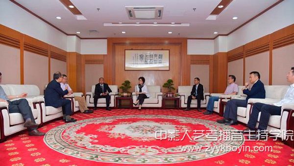 全國首家索尼影像技術學院實踐教學基地落戶浙江傳媒學院.jpg