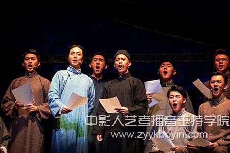 浙江傳媒學(xué)院原創(chuàng)音樂劇《紅船往事》