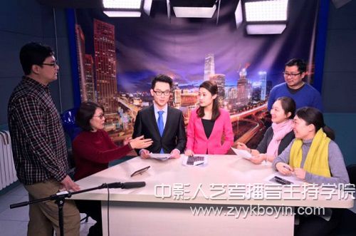 新聞播音主持專業小課.jpg