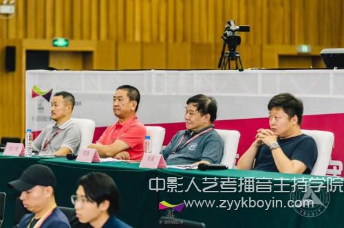 第一屆現場混音大賽評委.jpg