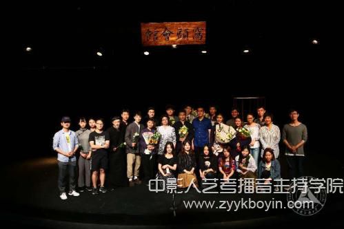 《窩頭會(huì)館》精彩上演.jpg