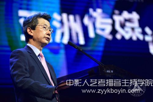 韓國高等教育財團事務總長樸仁國致辭.jpg