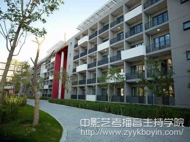 中央戲劇學院2.jpg
